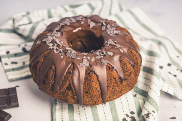 Klassischer Schoko-Kirsch-Napfkuchen | linalsbackhimmel.de Klassischer Schoko-Kirsch-Napfkuchen | linalsbackhimmel.de