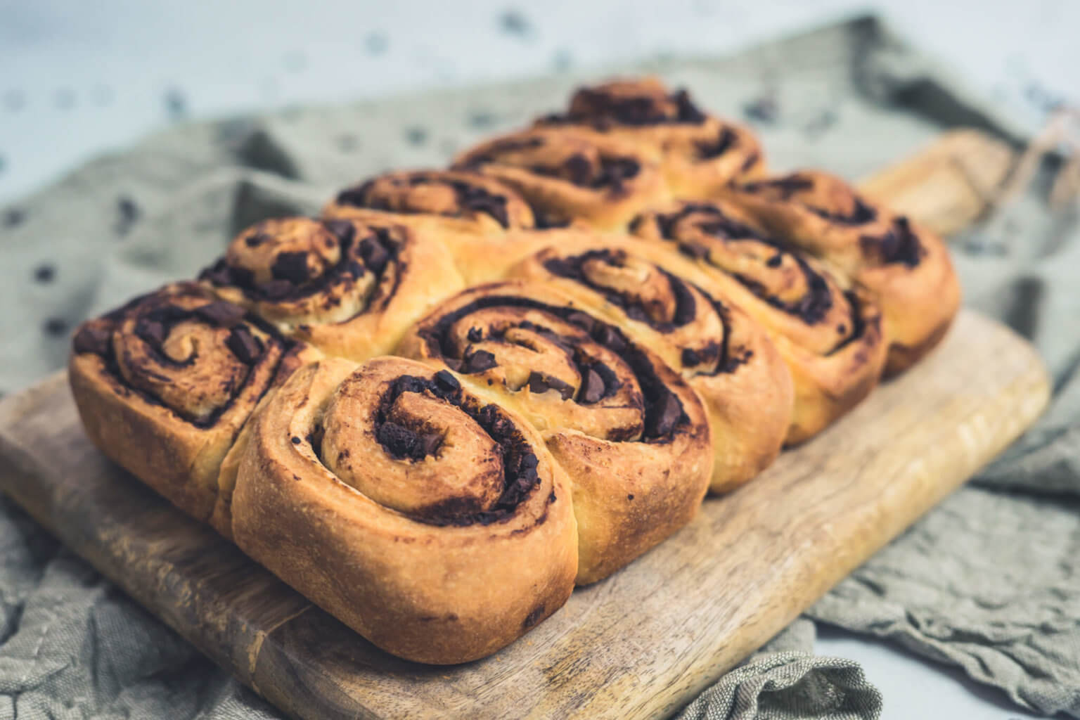 Schoko-Schnecken aus Hefeteig | linalsbackhimmel.de