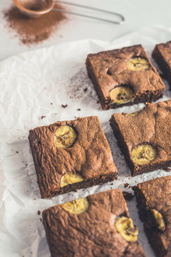 Fruchtige Schoko-Bananen-Brownies | linalsbackhimmel.de Fruchtige Schoko-Bananen-Brownies | linalsbackhimmel.de
