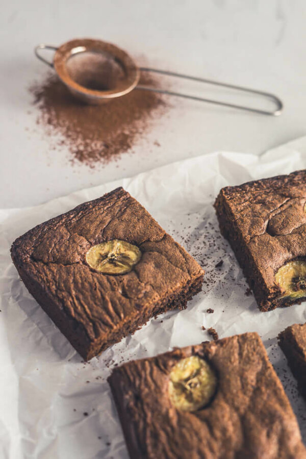 Fruchtige Schoko-Bananen-Brownies | linalsbackhimmel.de Fruchtige Schoko-Bananen-Brownies | linalsbackhimmel.de