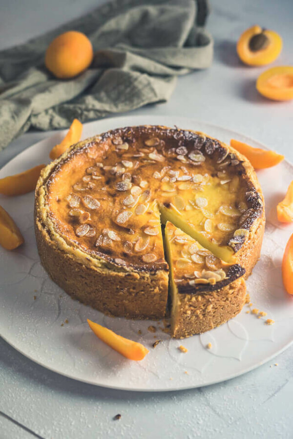 Fruchtiger Aprikosen-Käsekuchen | linalsbackhimmel.de
