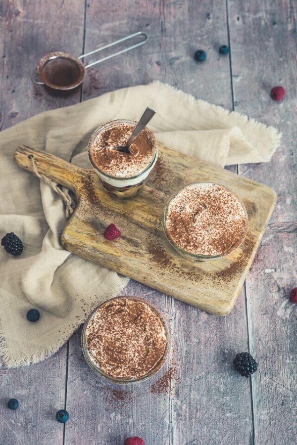 Fruchtiges Beeren-Tiramisu | linalsbackhimmel.de