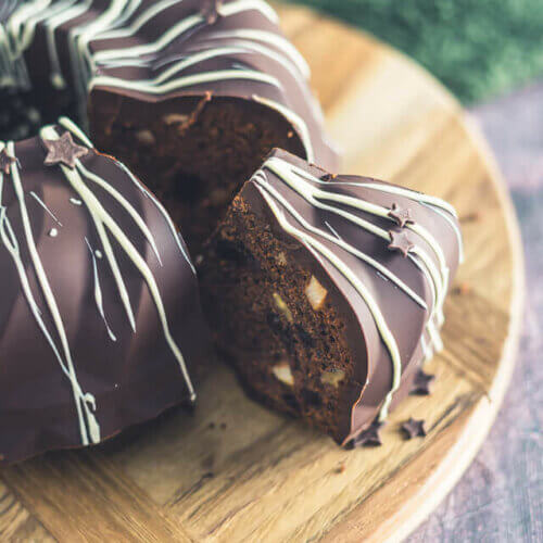 Winterlicher Pflaumen-Nuss-Gugelhupf | linalsbackhimmel.de