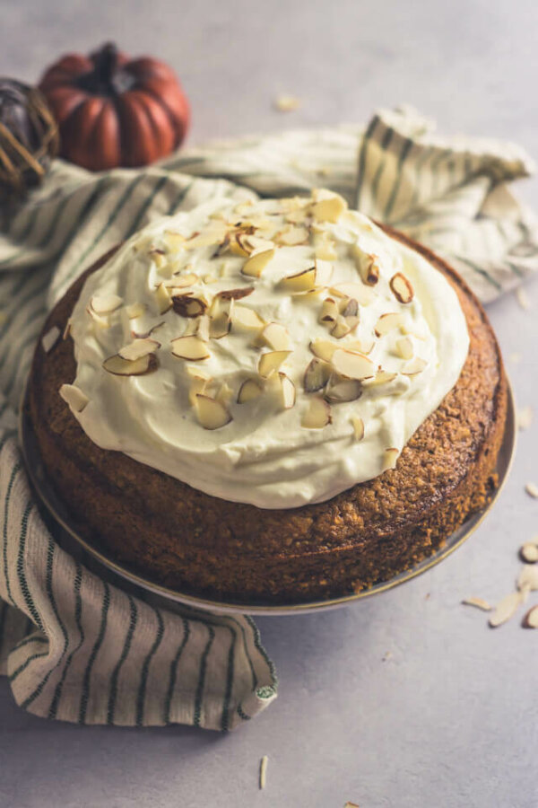 Herbstlicher Kürbis-Nuss-Kuchen | linalsbackhimmel.de
