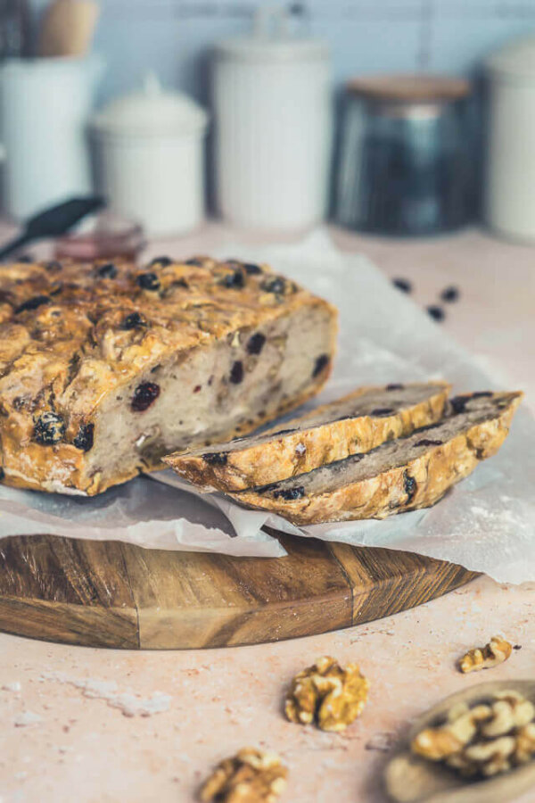 No Knead Brot mit Cranberries und Walnüssen | linalsbackhimmel.de