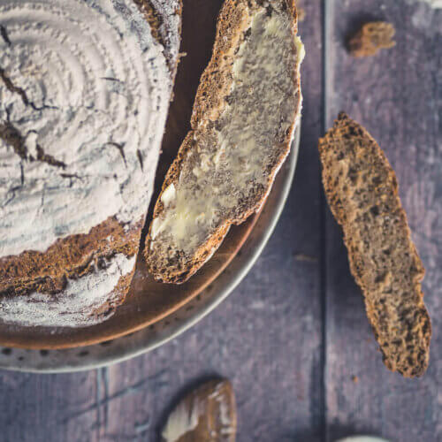 Rustikales Bauernbrot