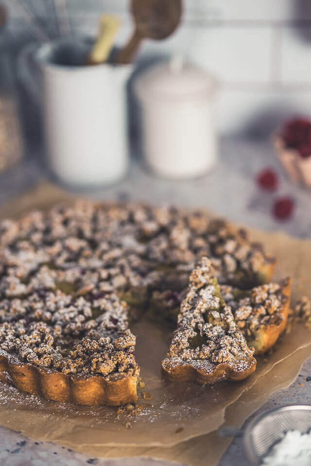 himbeer rhabarber tarte mit mandeln linalsbackhimmel 23