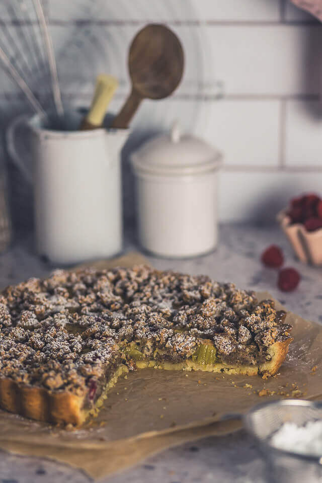 himbeer rhabarber tarte mit mandeln linalsbackhimmel 27