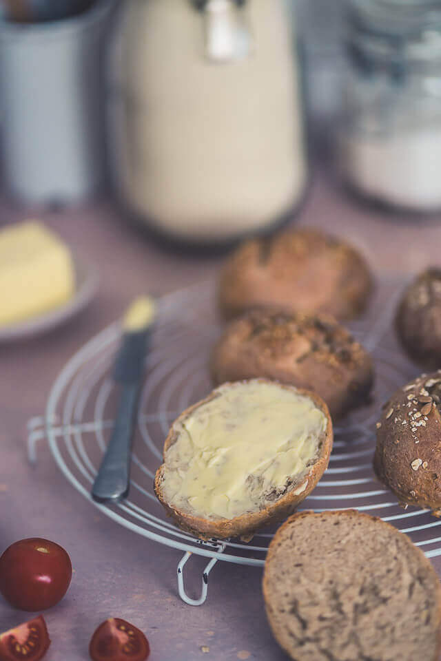 Kefir-Hafer-Brötchen