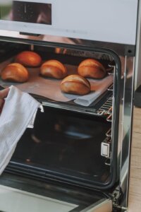 Umluft oder Ober-/Unterhitze: Die richtige Wahl für perfekte Backergebnisse