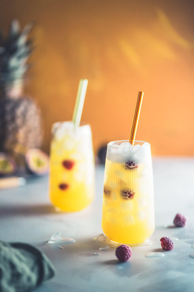 Schneller Ananas-Maracuja-Mocktail – perfekt für den Sommer