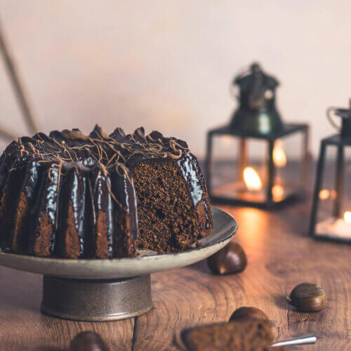 Maronen-Gugelhupf mit Schokolade Maronen-Gugelhupf mit Schokolade