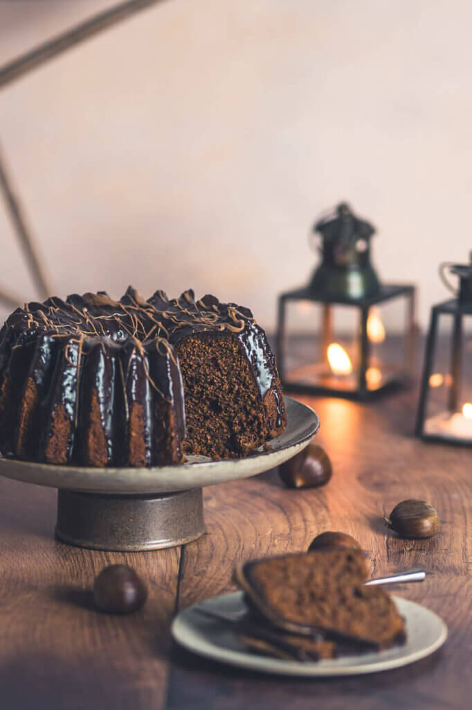 Maronen-Gugelhupf mit Schokolade Maronen-Gugelhupf mit Schokolade