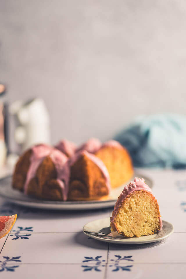 Grapefruit-Joghurt-Gugelhupf grapefruit joghurt gugelhupf linalsbackhimmel21