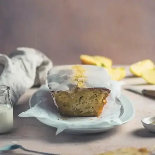 Apfel-Joghurt-Kuchen mit Zitronenguss Apfel-Joghurt-Kuchen mit Zitronenguss