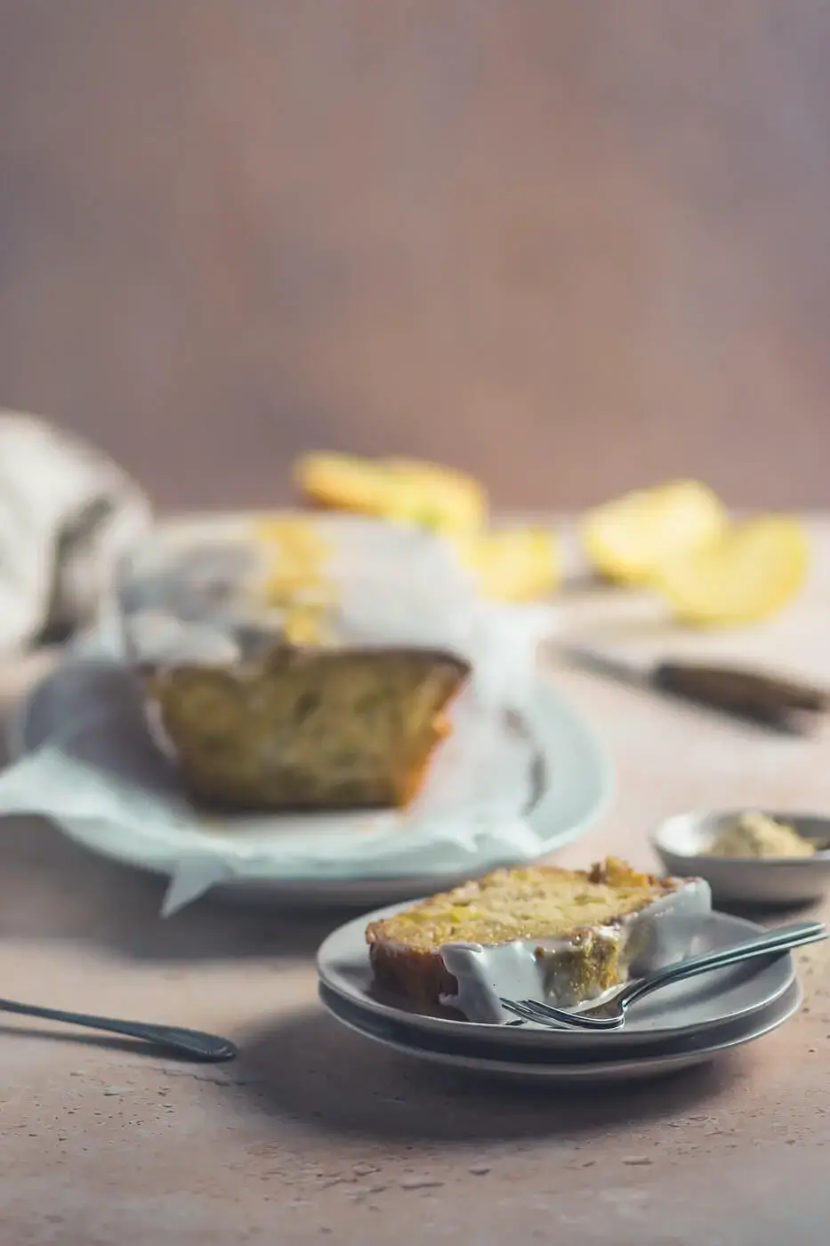 Apfel-Joghurt-Kuchen mit Zitronenguss Apfel-Joghurt-Kuchen mit Zitronenguss