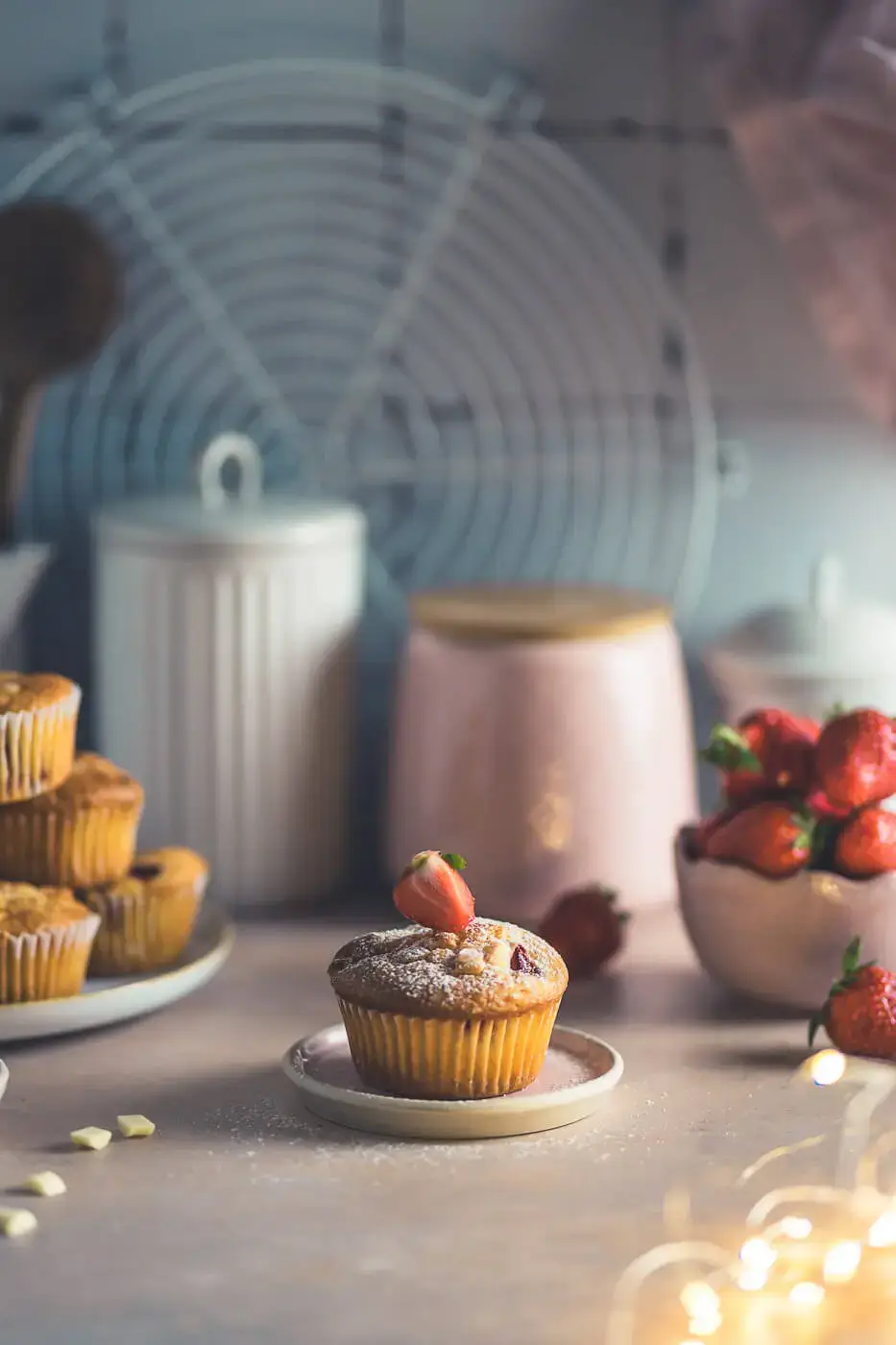 Erdbeer-Muffins mit weißer Schokolade Erdbeer-Muffins mit weißer Schokolade